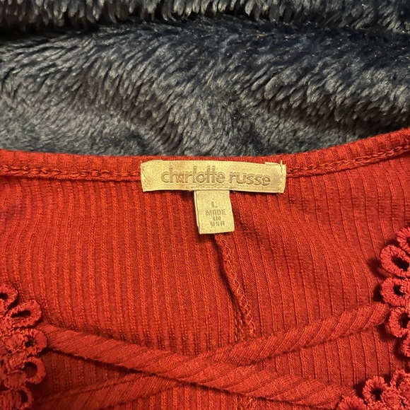 Charlotte Russe Burgundy Red Bodysuit Crisscross Crochet Lace Trim Ribbed(bin D) - Picture 2 of 4